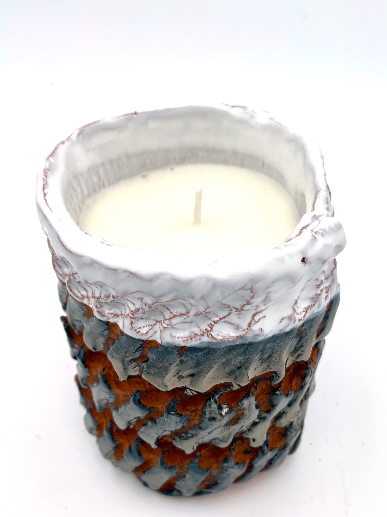 Top view of the Ceramic Pot Candle in platinum glaze, showing smooth white interior and eco-friendly soy wax filling.