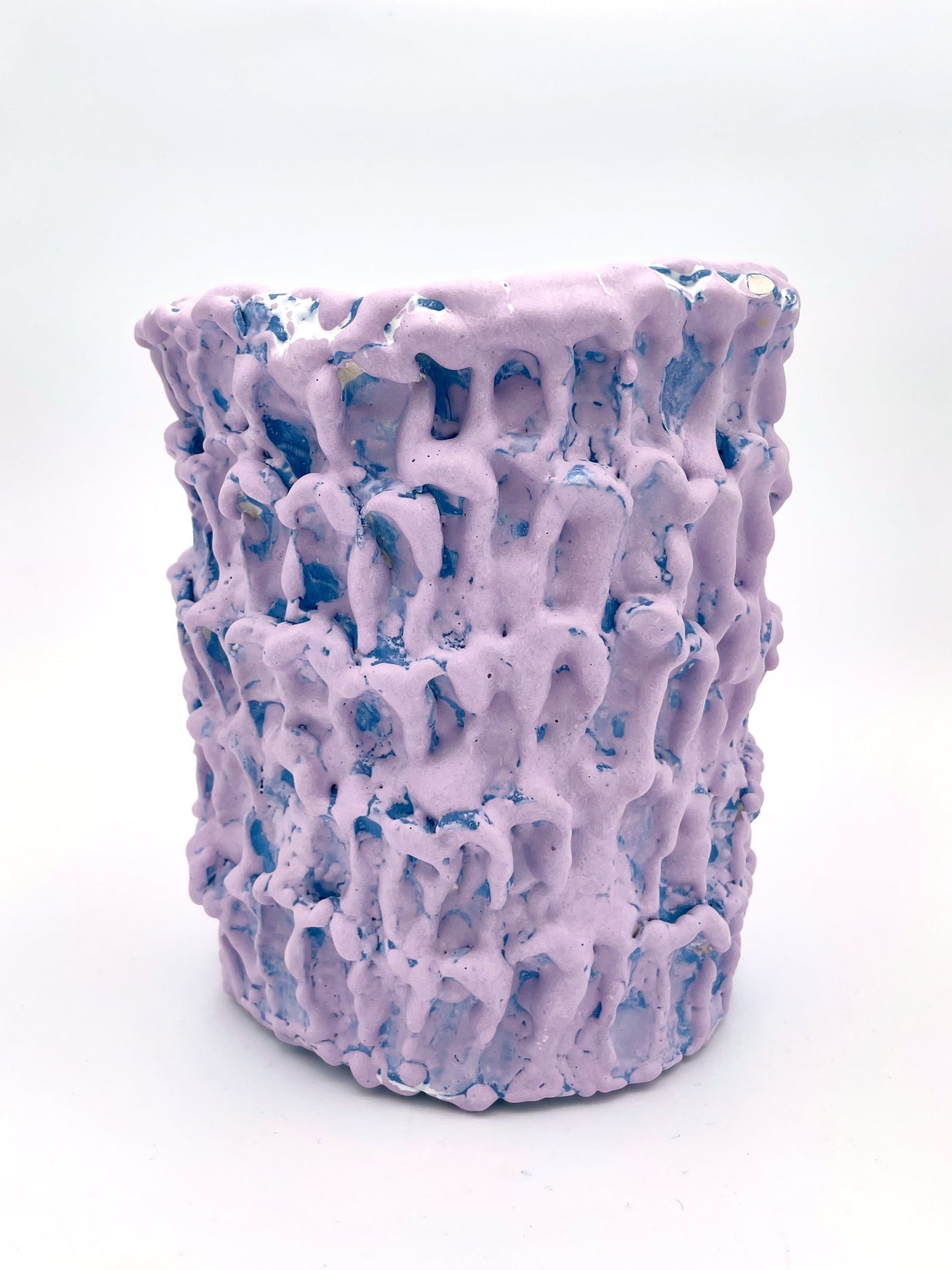 Keramikvase in Lilac Bubble und Königsblau, „Medium“ 21 cm, Onda-Serie